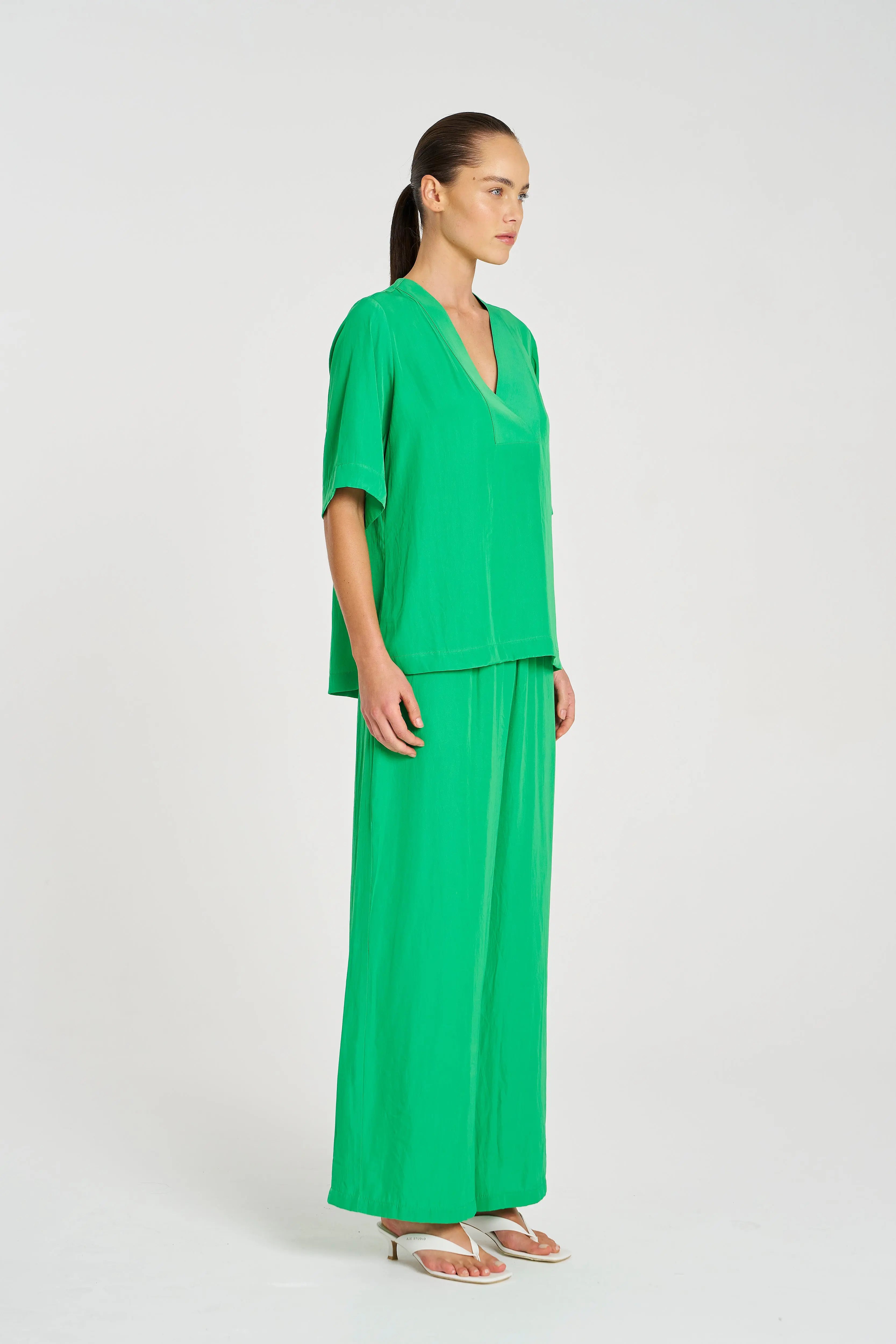 Vent Plaza Mela Purdie