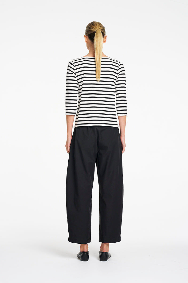 Relaxed Boat Neck