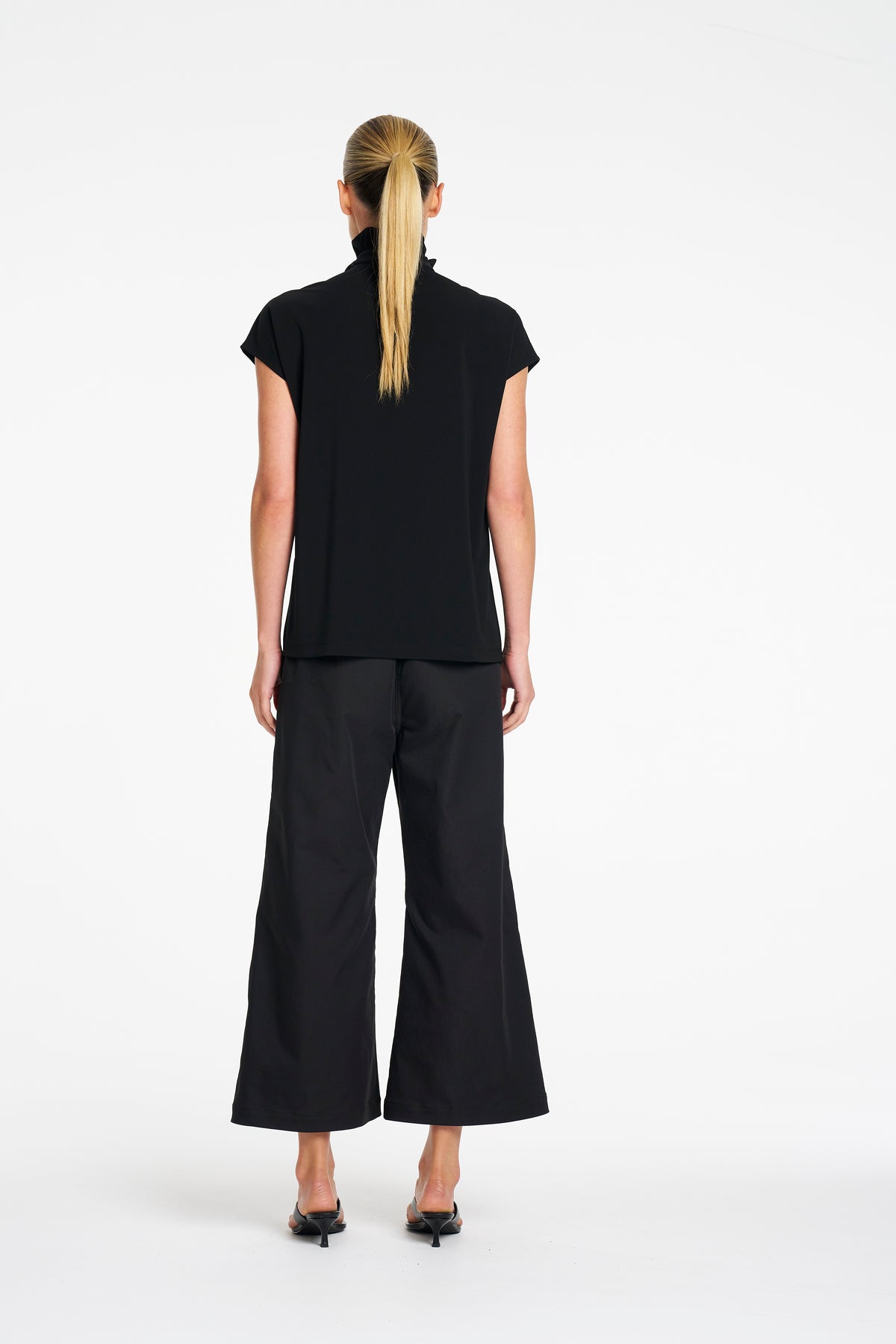 Frill Shell - view 5