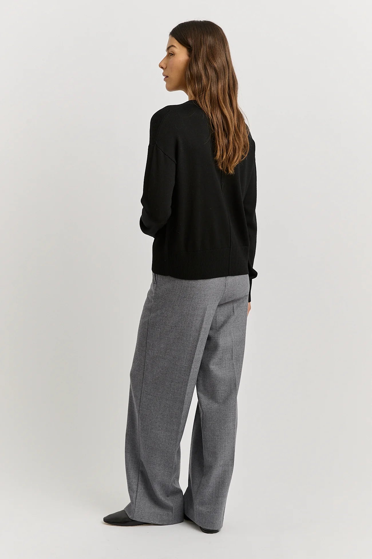 FINE KNIT CARDIGAN