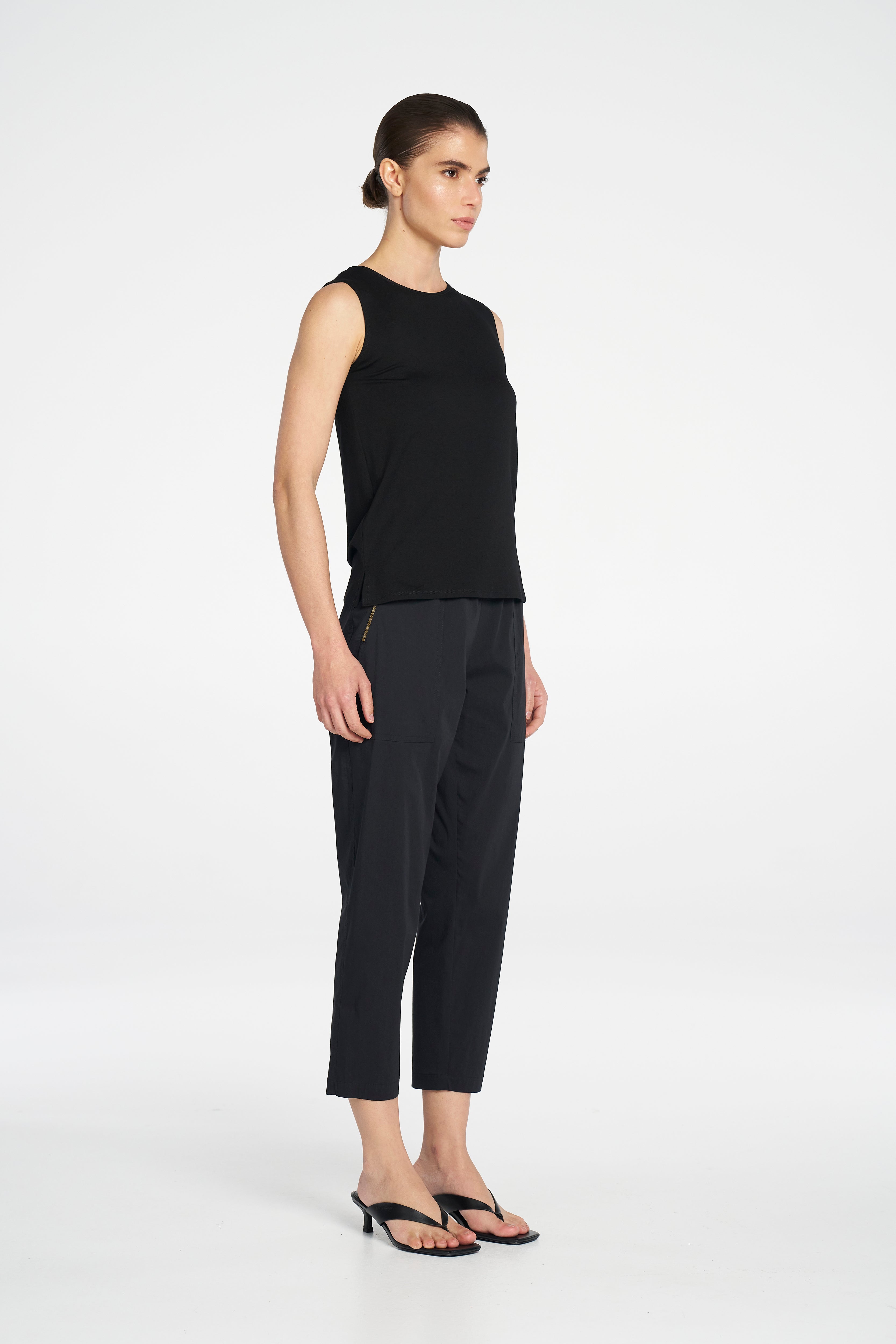 Zip Tapered Pant