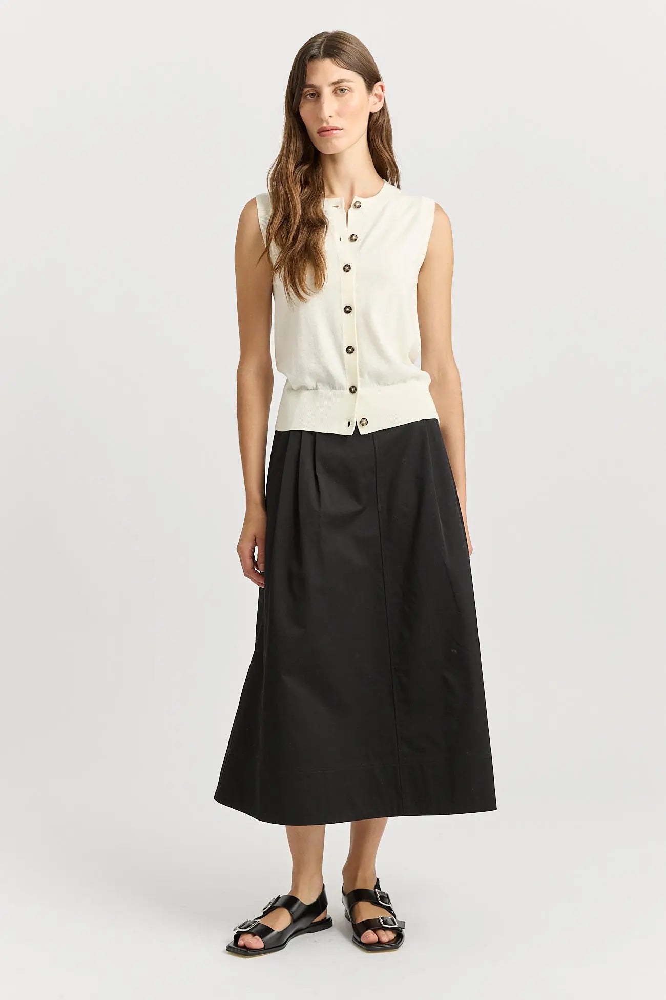 Fine Button Tank Toorallie