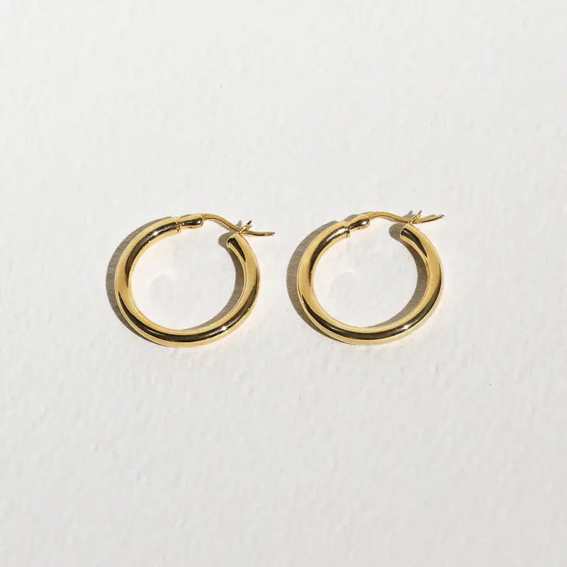 Classic Hoops Medium Saint Valentine