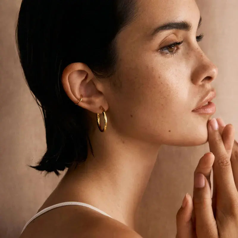 Classic Hoops Medium Saint Valentine