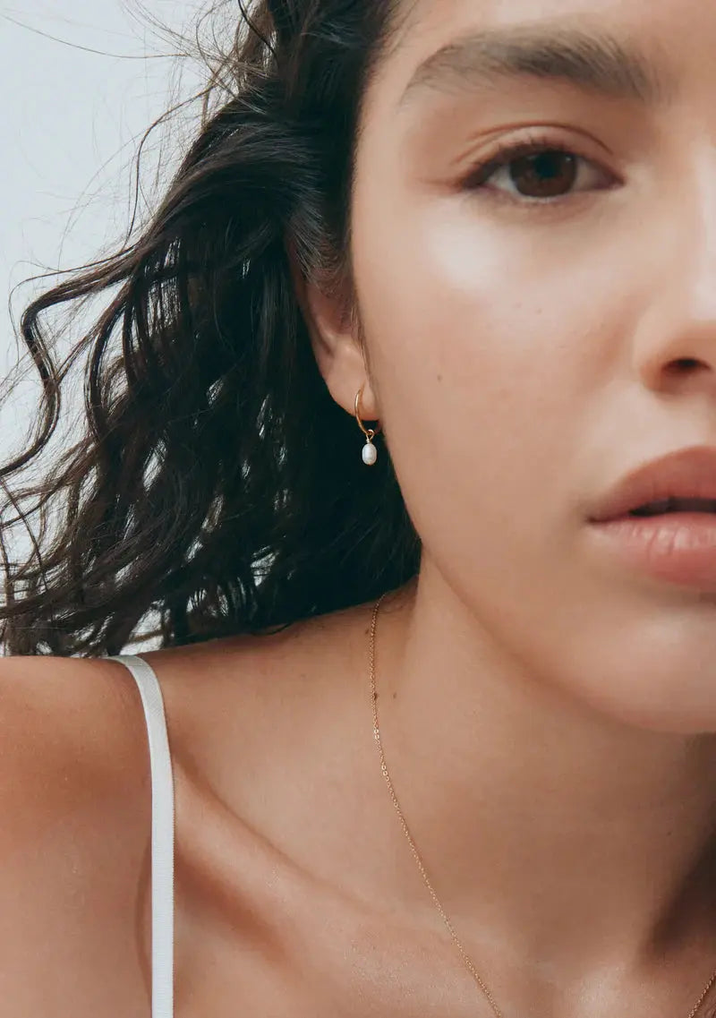 Mini Pearl Hoops Saint Valentine