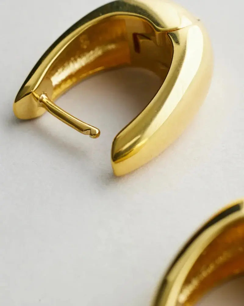 Paolo Hoops Saint Valentine