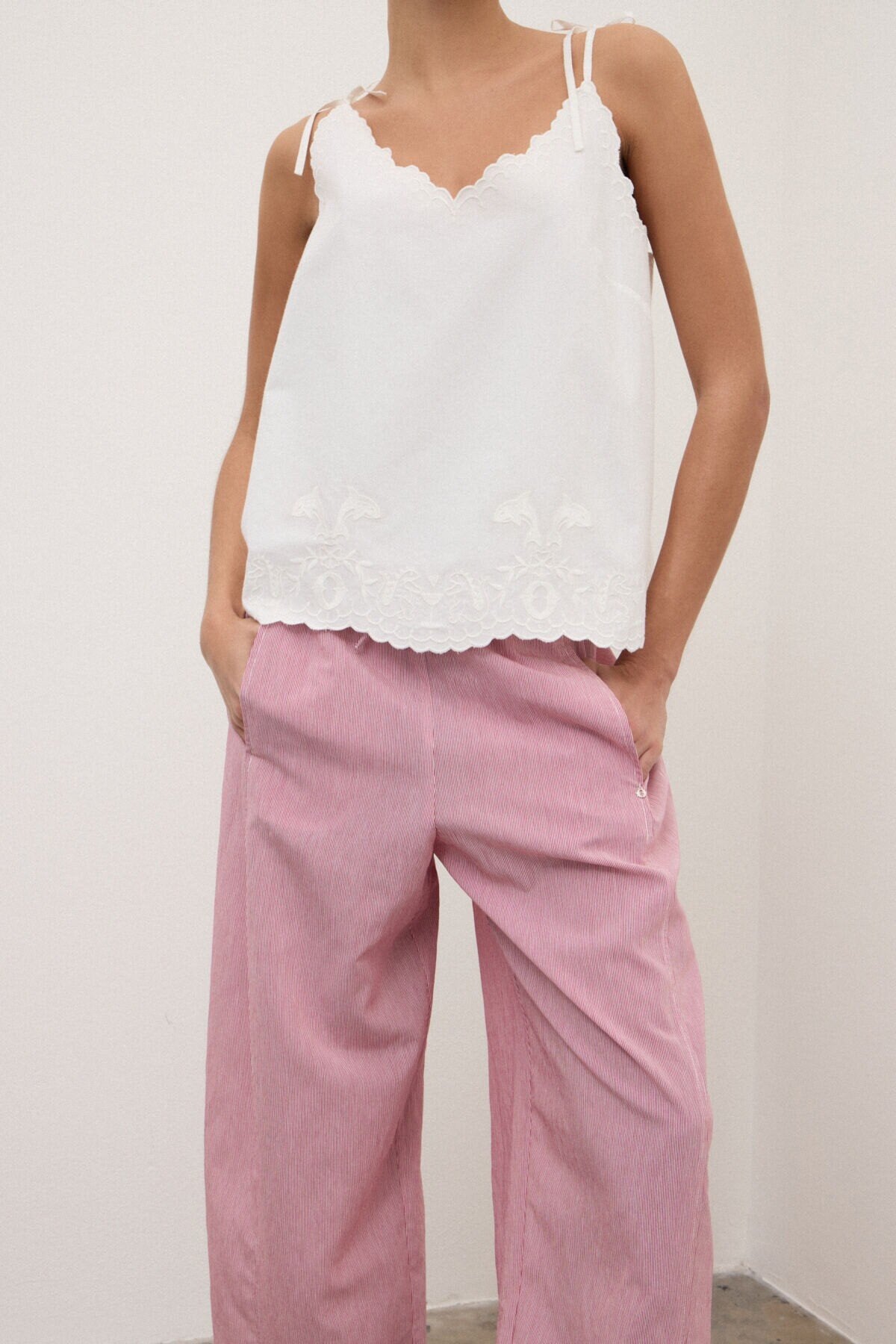 Baloon Trousers with Elastic Waist
