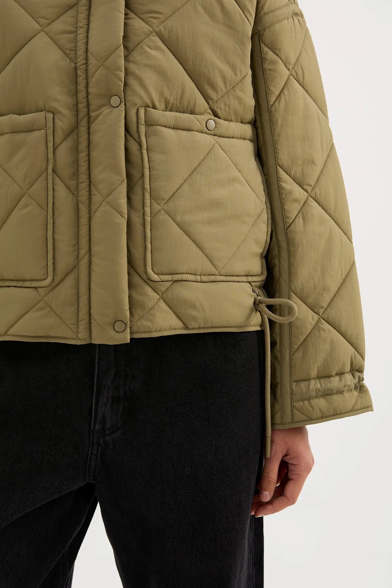 Sloane Puffer Jacket Nude Lucy