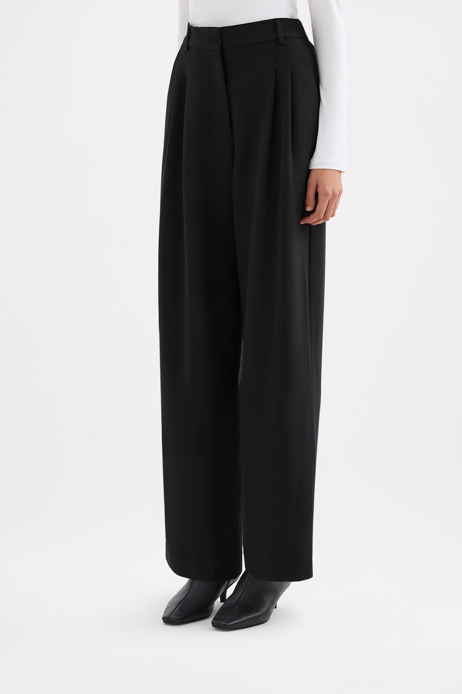 Elena Pant