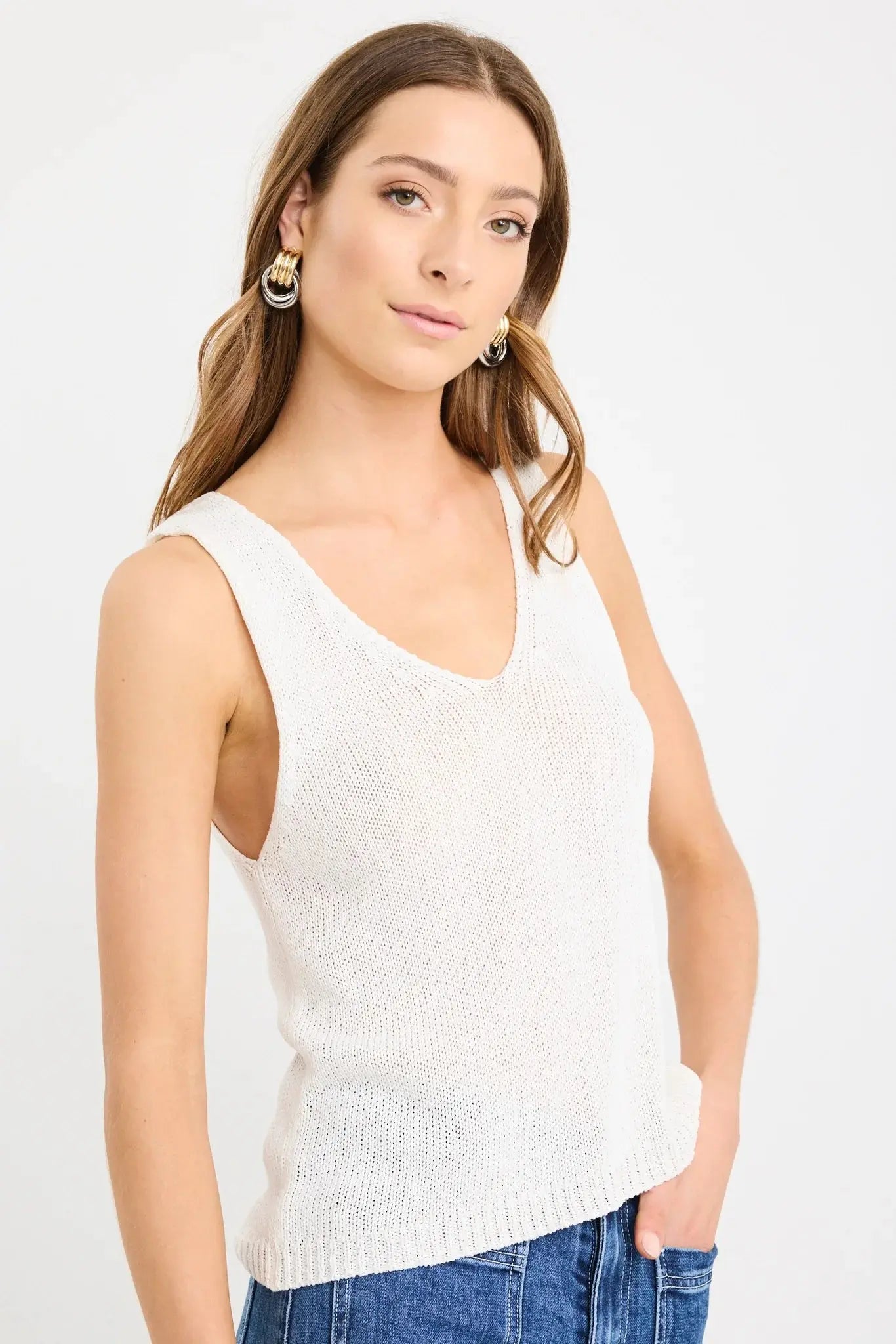 Settler V Neck Sleeveless Knit Top Stories Be Told