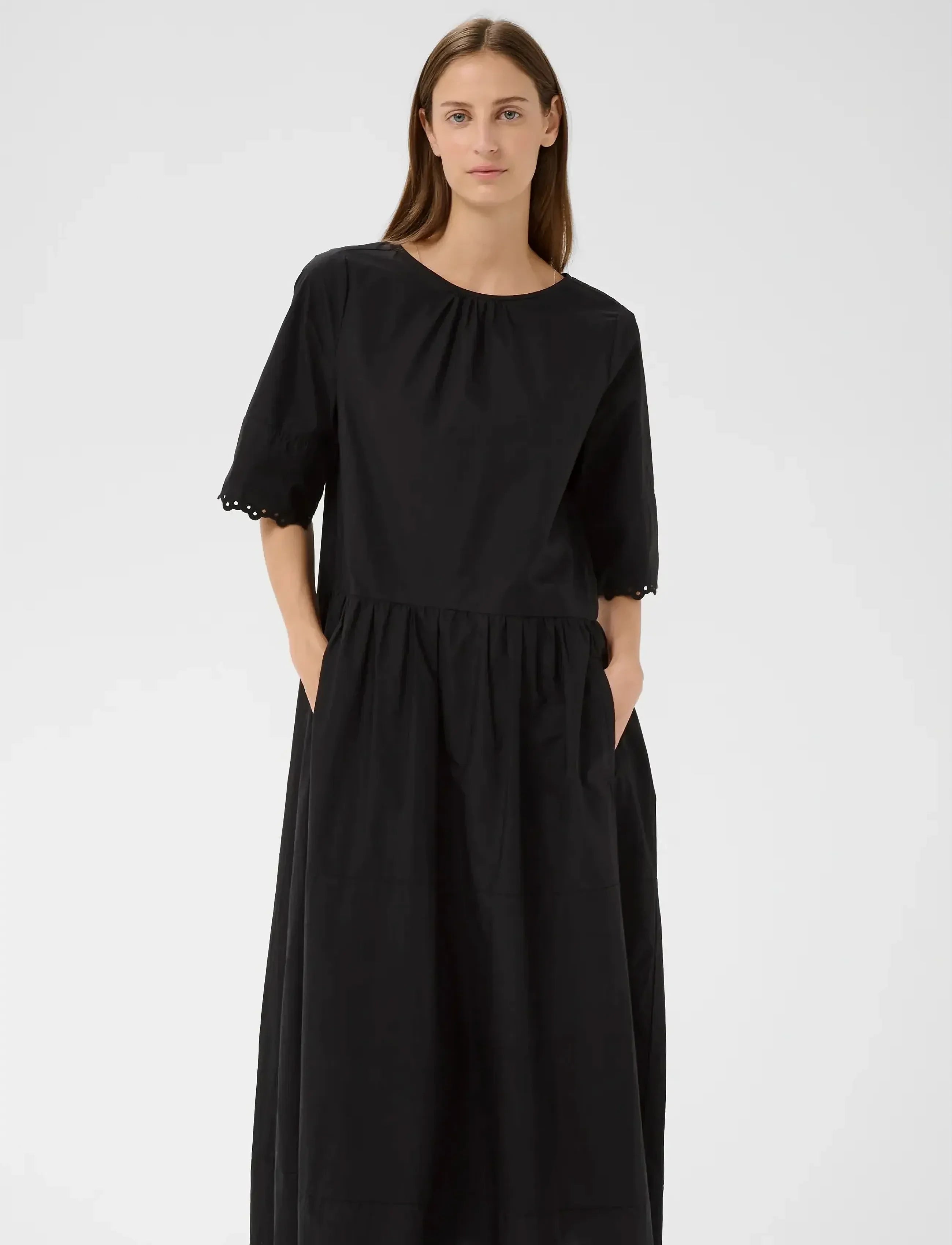 Liaiw Dress