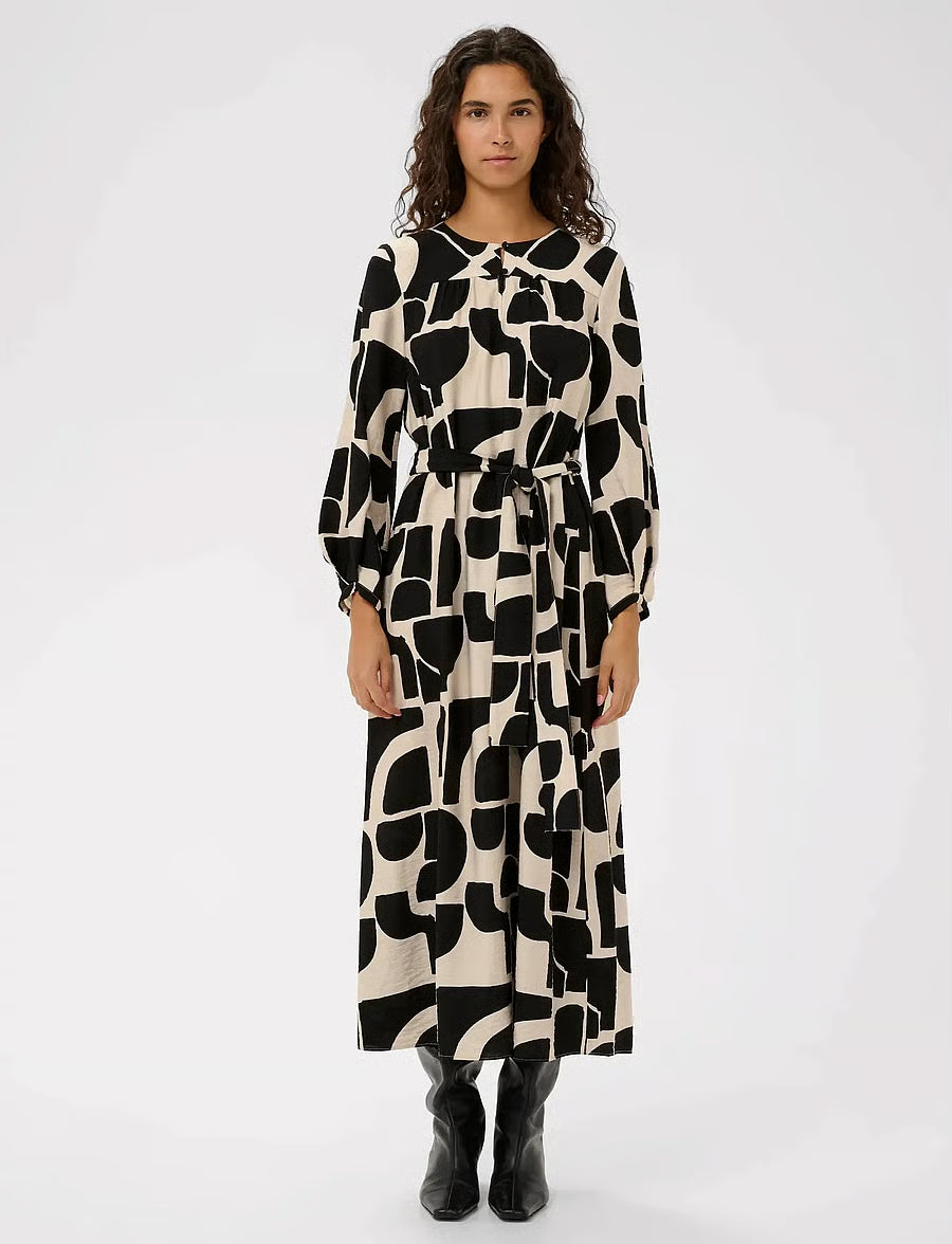 Lynniw Belted Dress