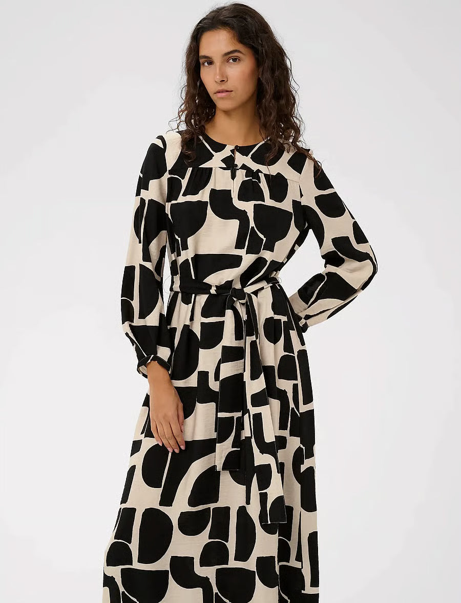 Lynniw Belted Dress