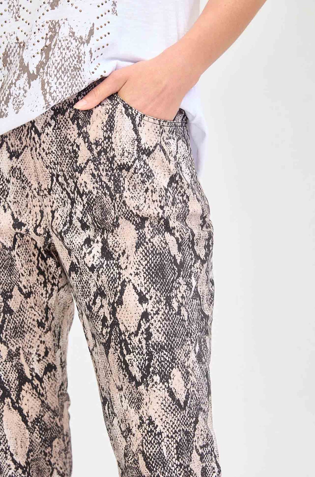 Acrobat Serpent Jean