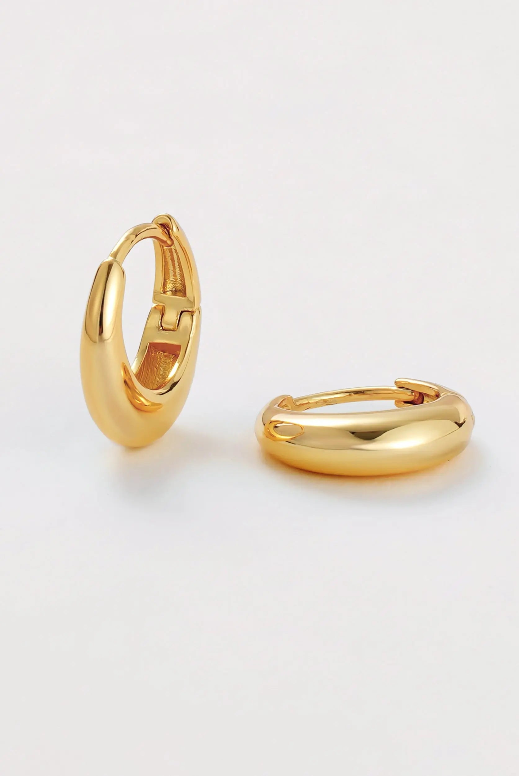 Cleo Hoop Zafino