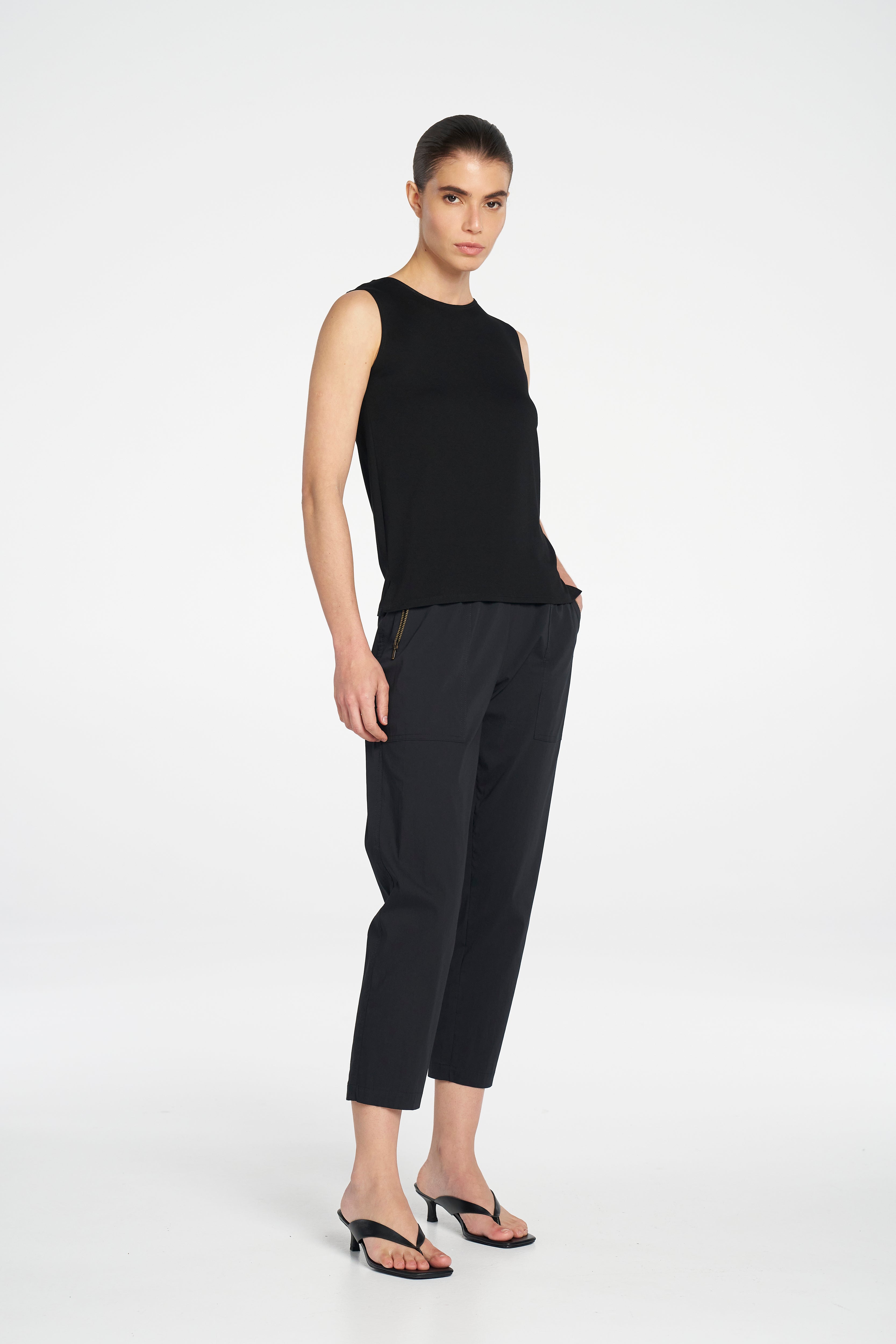 Zip Tapered Pant