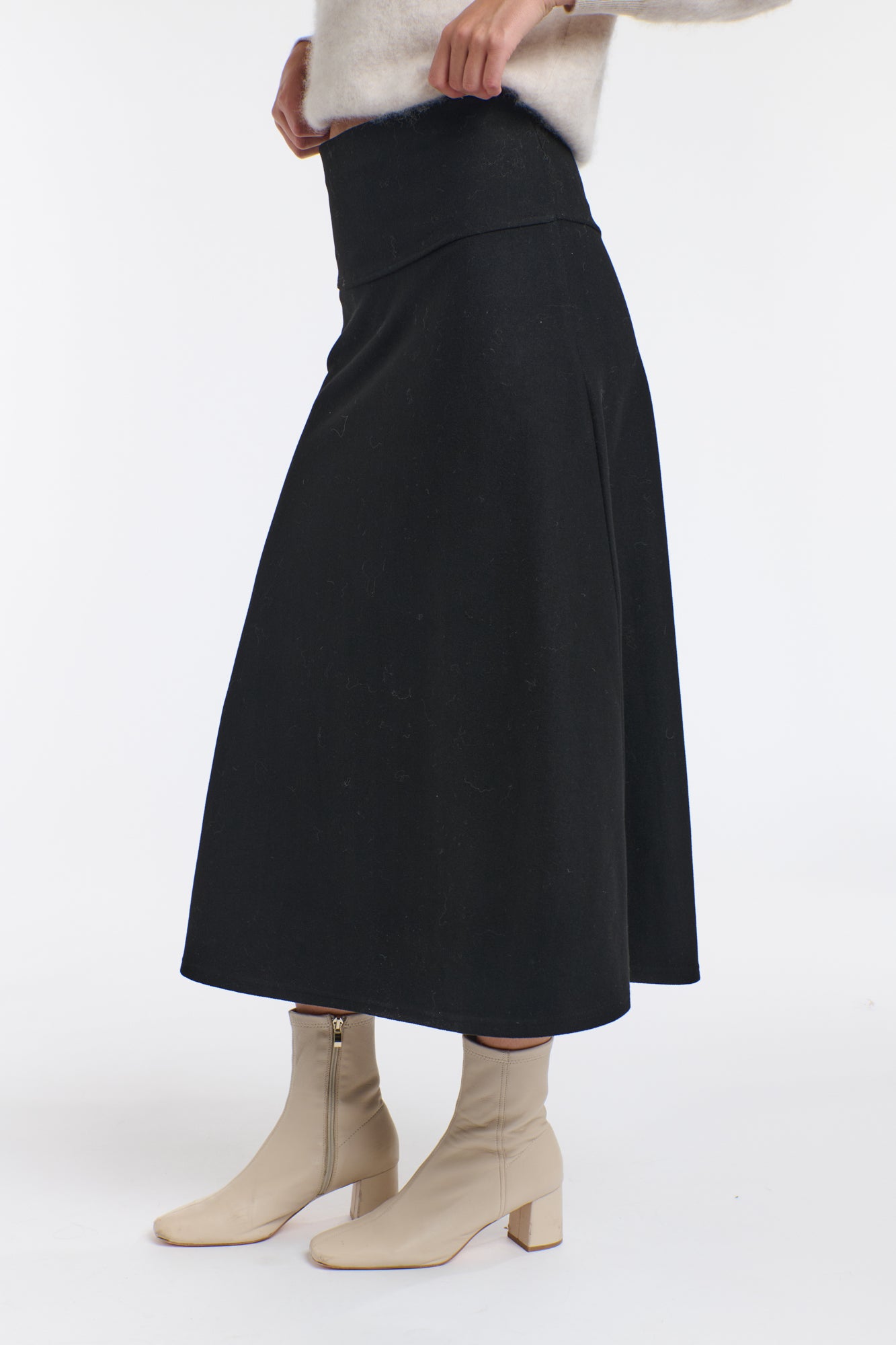 Camelia Ponte Skirt