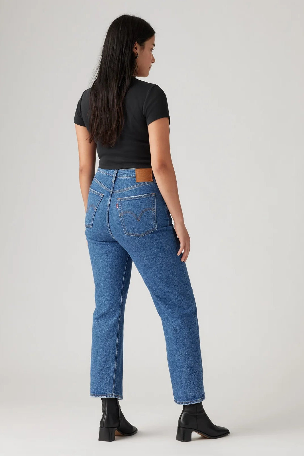 Ribcage Straight Ankle Jeans