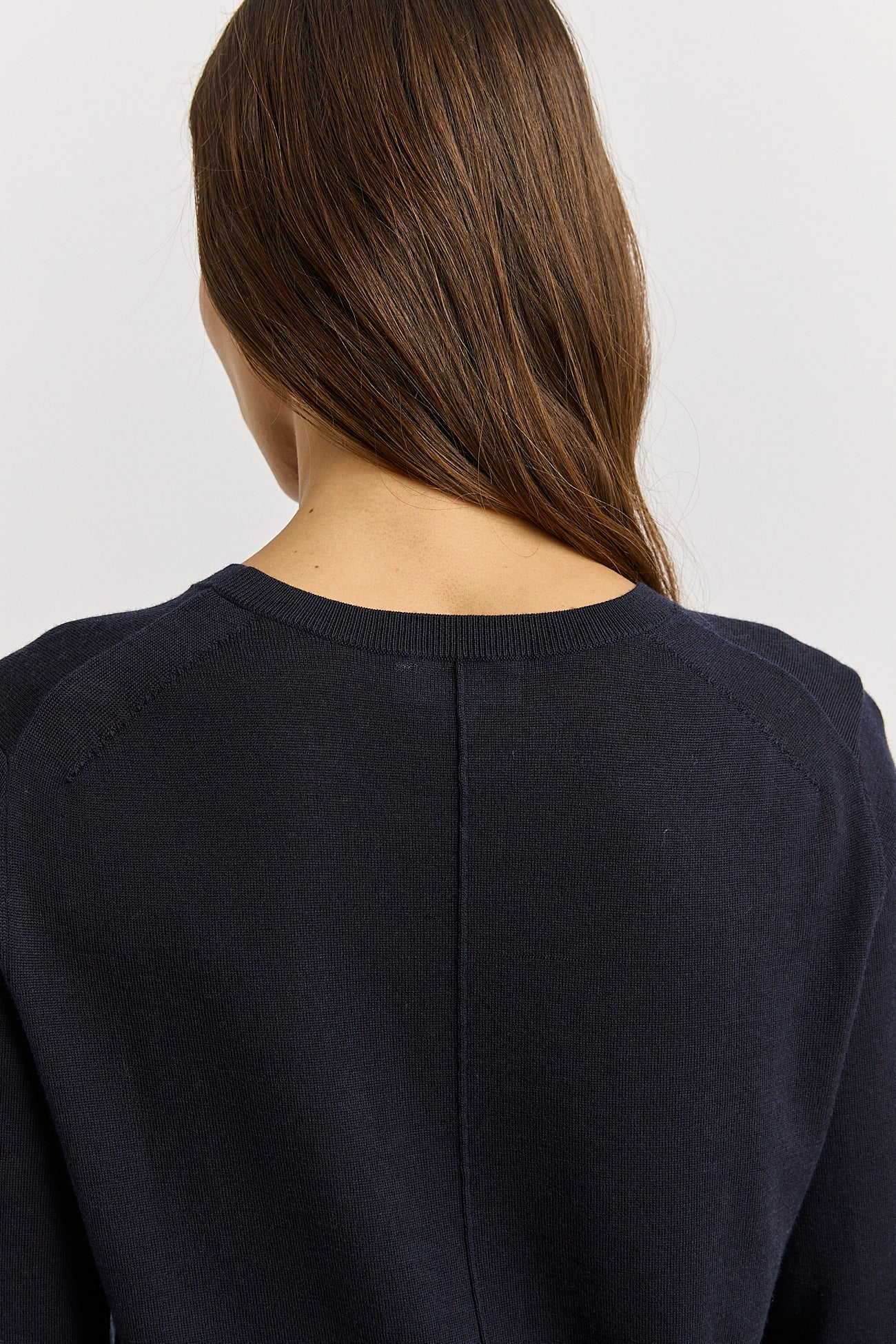 EXTRA FINE KNIT CREW