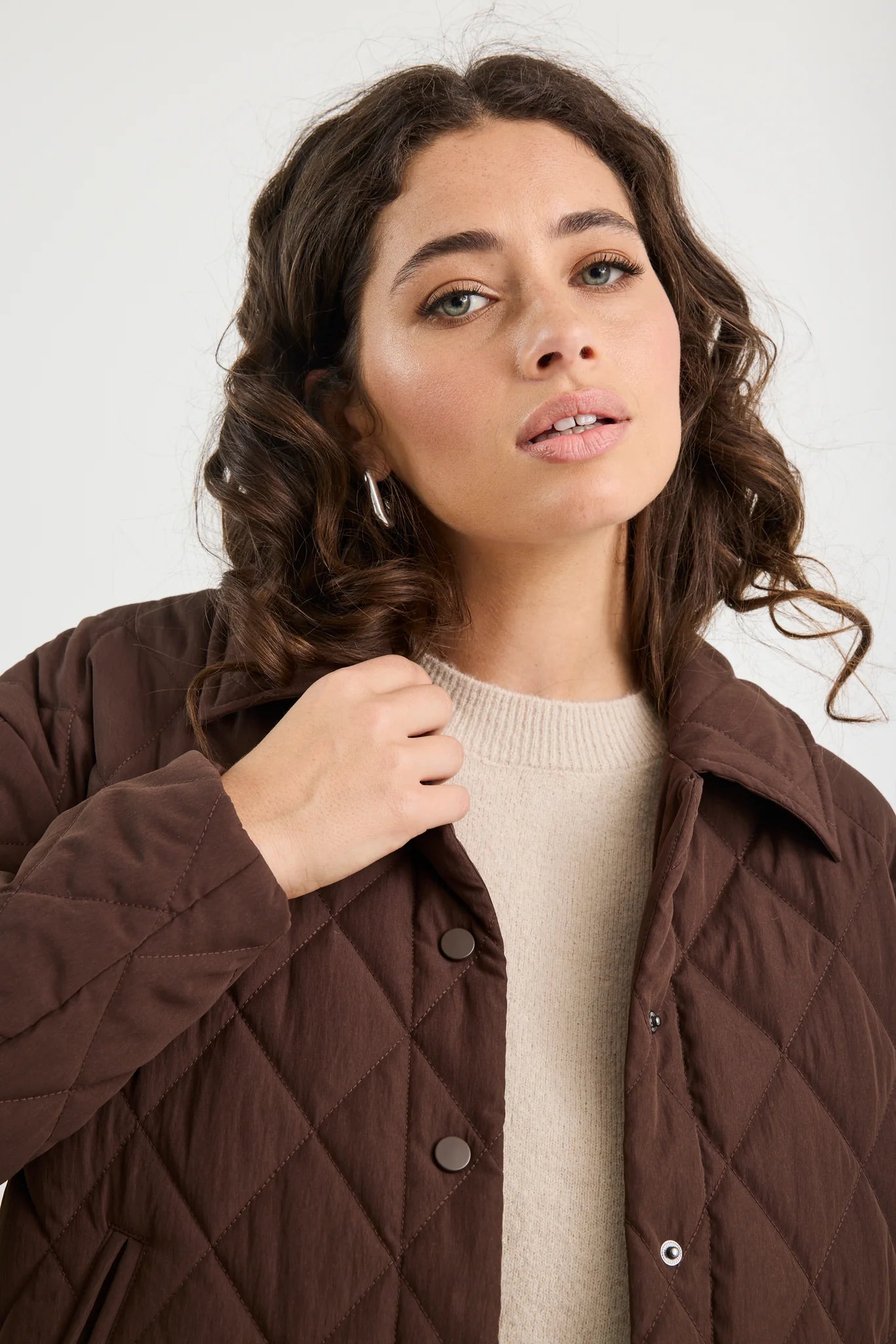 ABSOLUTE CHOCOLATE COLLARED QUILTED PUFFER JACKET