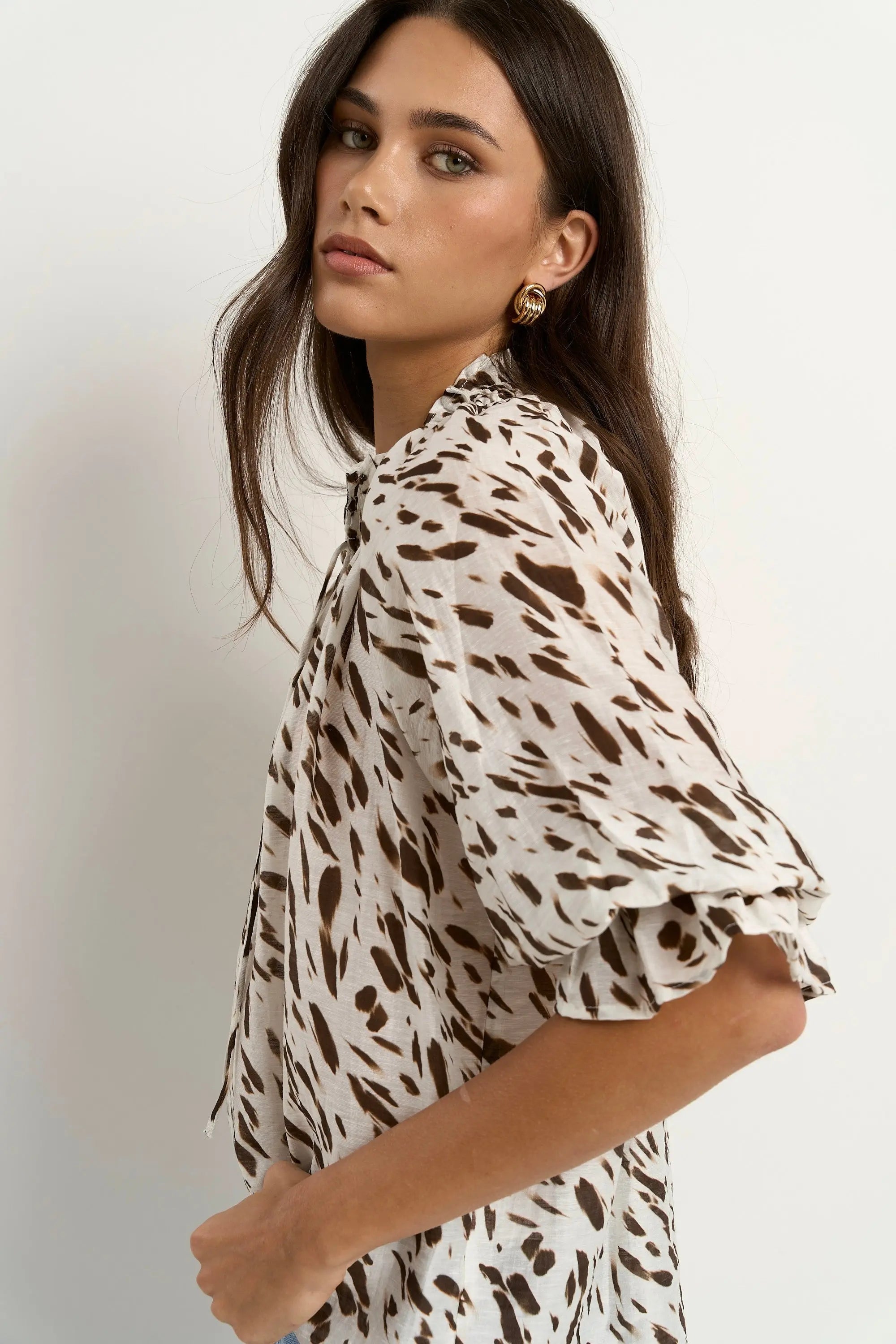 Certainty Animal Shirred Neck Sort Sleeve Top Ivy + Jack