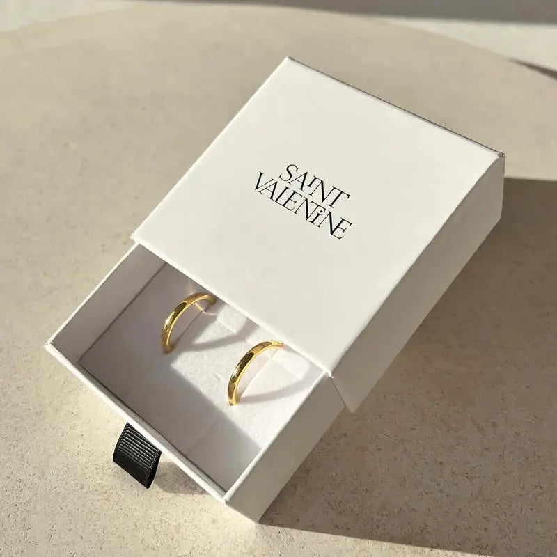 Classic Hoops Medium Saint Valentine