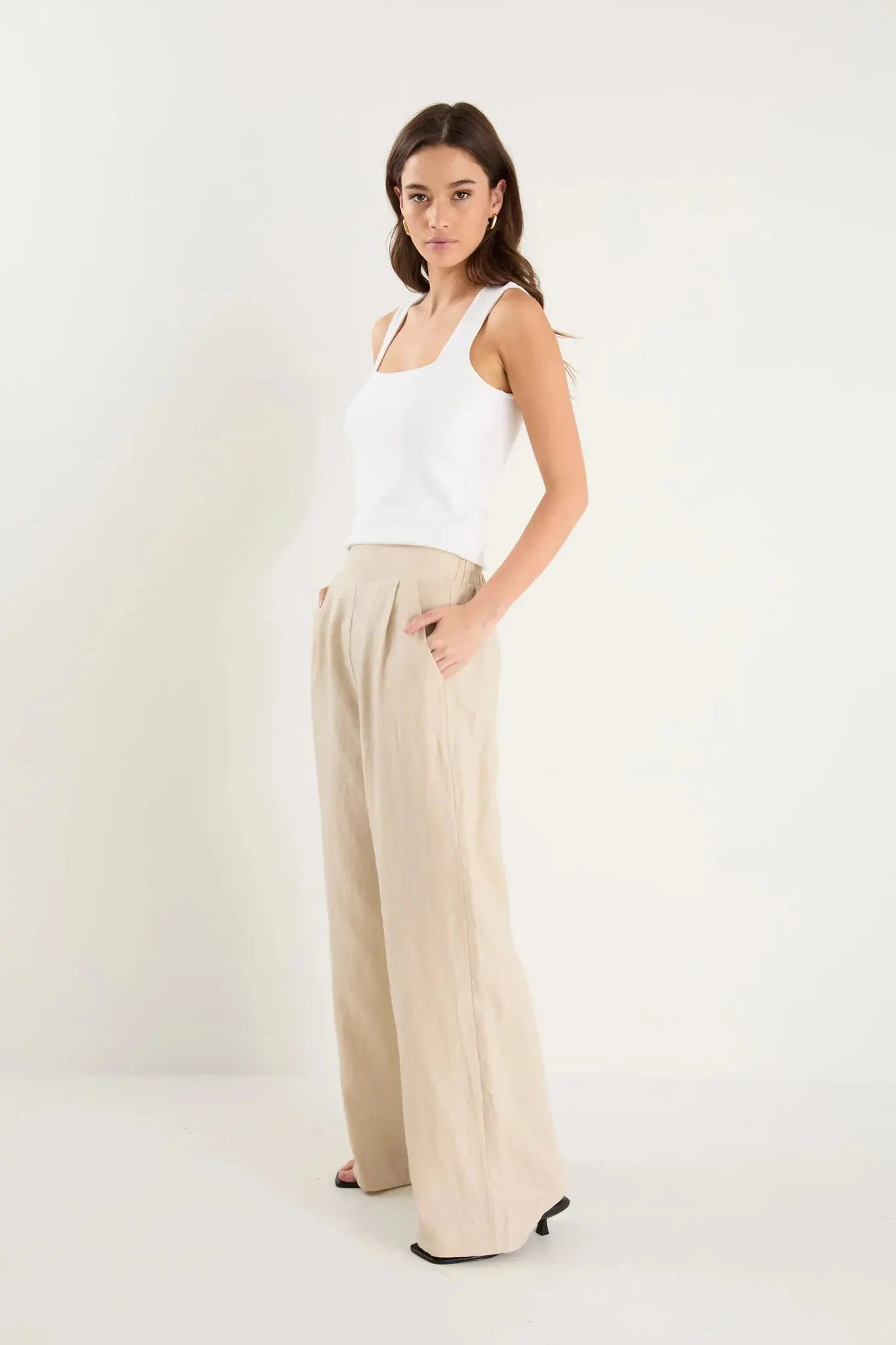 Guardian Linen Pull On Wide Leg Pants Among the Brave