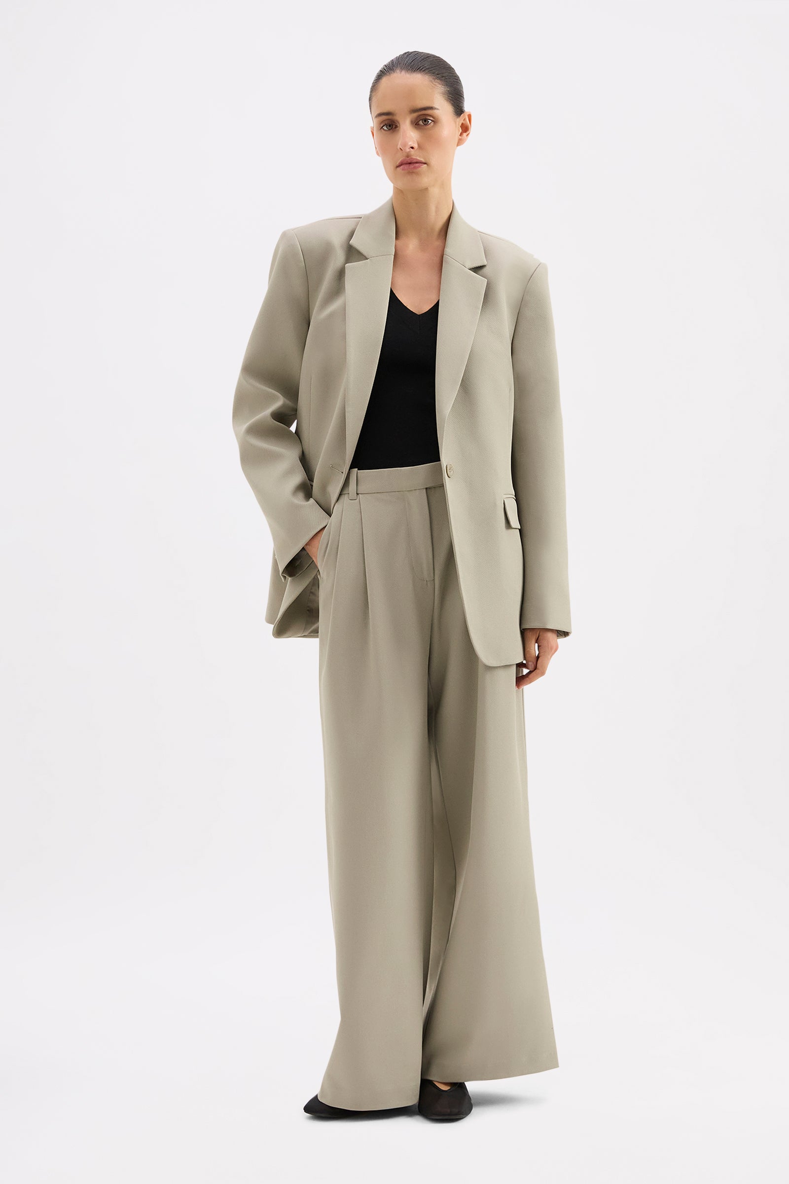 Akio Blazer