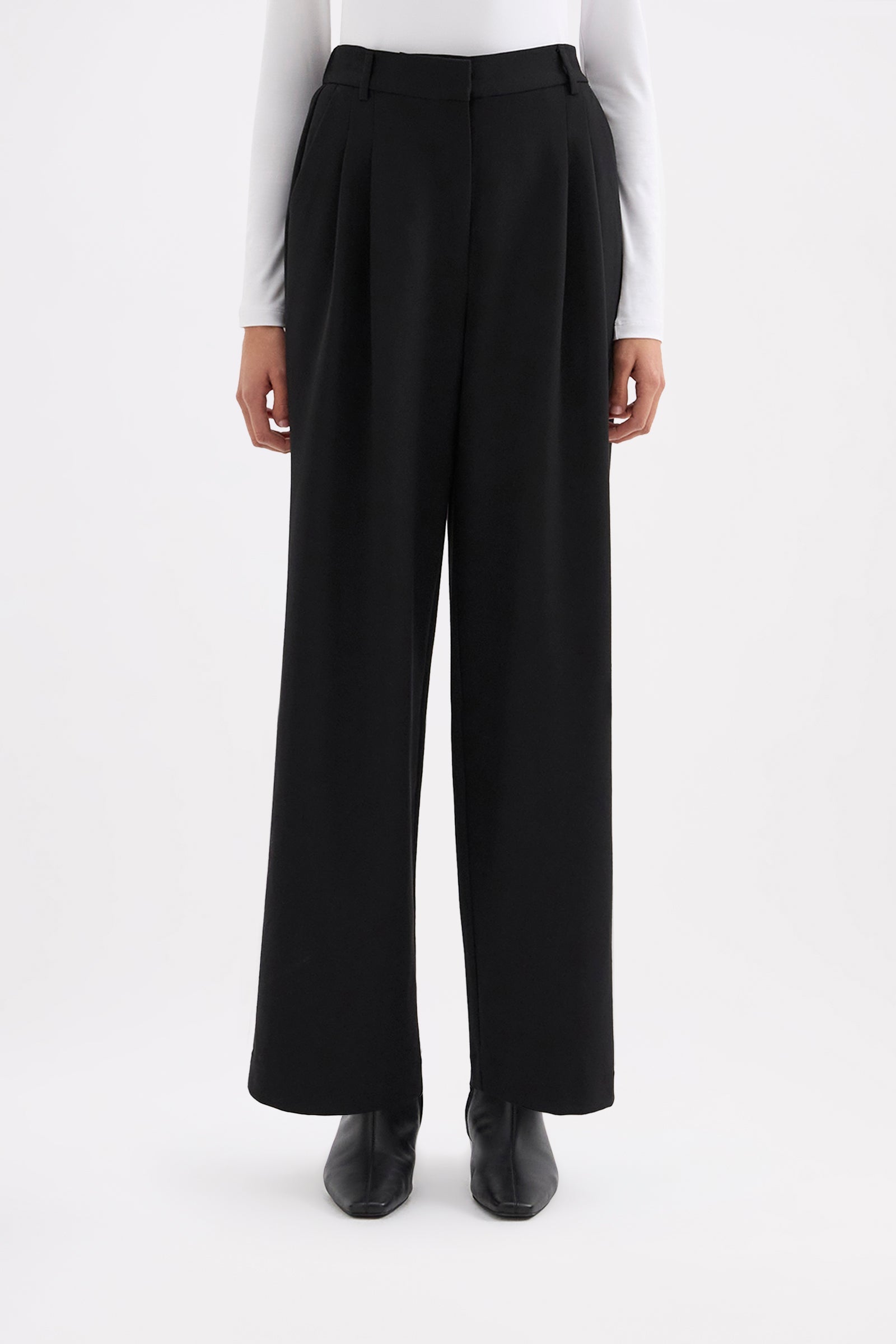 Elena Pant