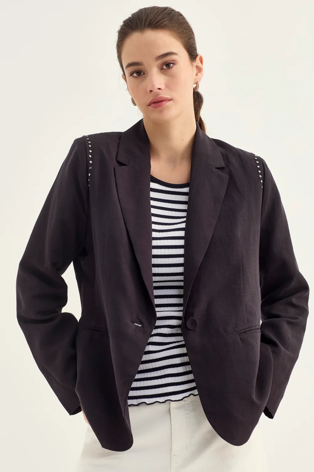 Vanessa Blazer