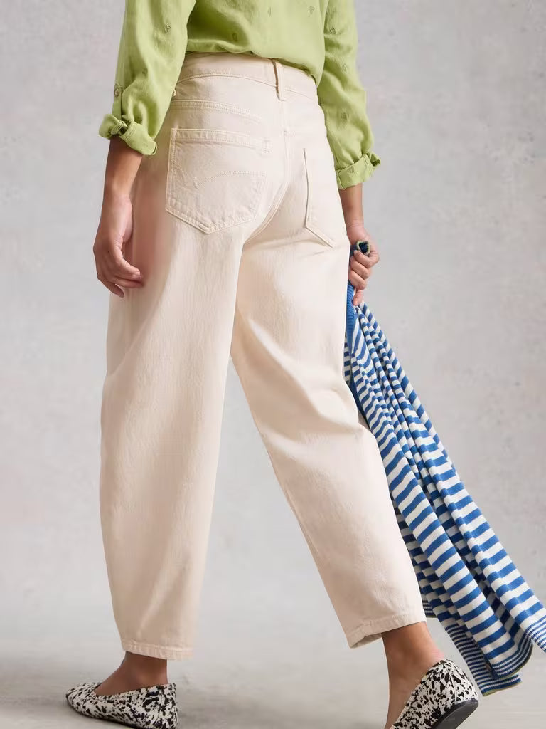 Aubrey Barrel Leg Jean