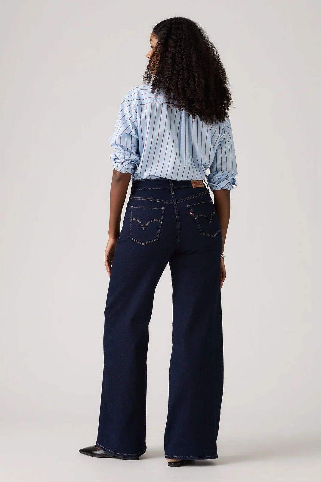 318 Shaping Wide Leg Jeans
