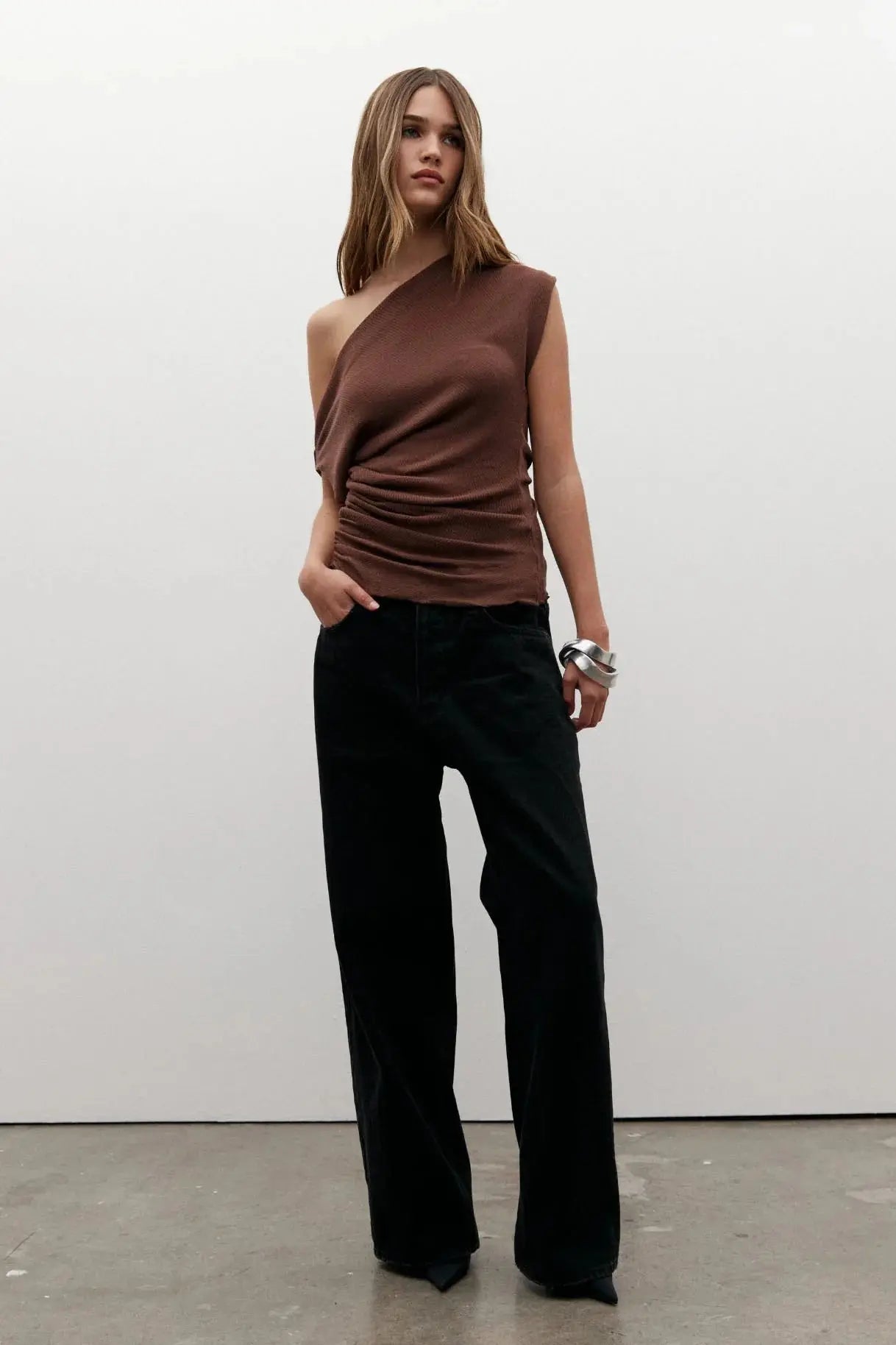 Amaya Top Bayse Brand