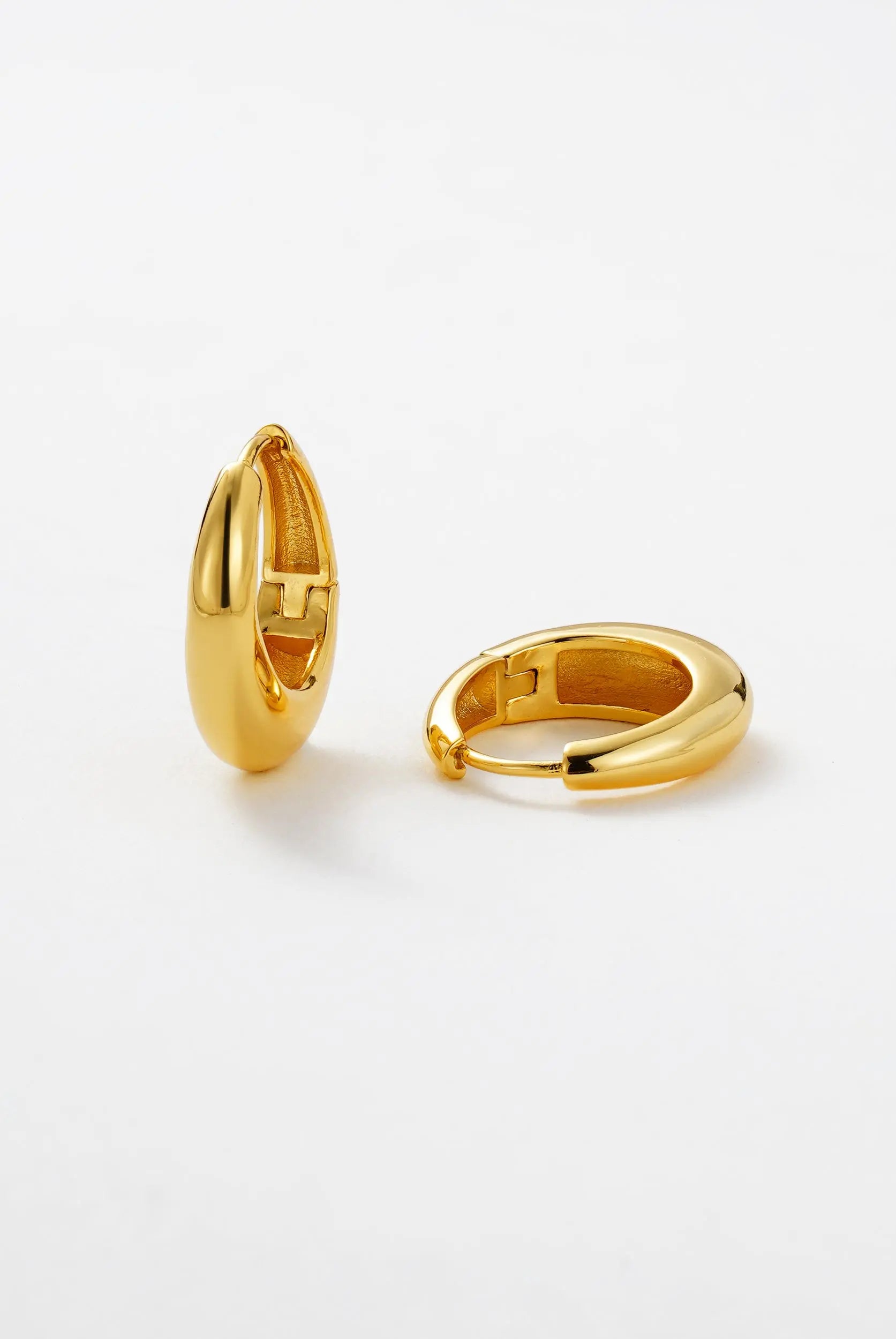 Cleo Hoop Zafino